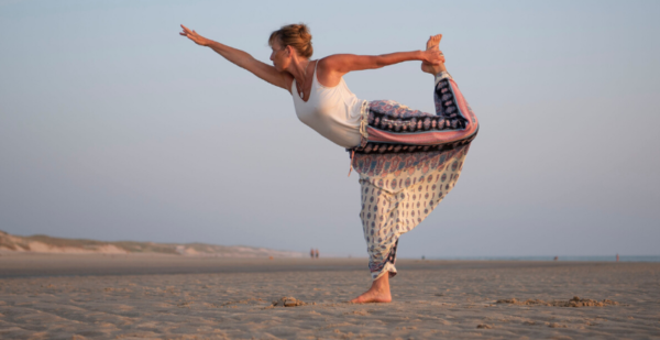 4 Hatha Yoga à Uccle, yoga énergétique, souplesse, repiration, concentration